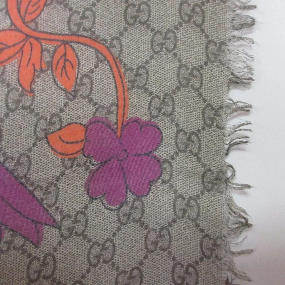 Gucci Jubilee Print Modal Silk Large Scarf Shawl Beige Multicolor - Picture 2 of 9